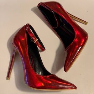 RED HOLIDAY HEELS